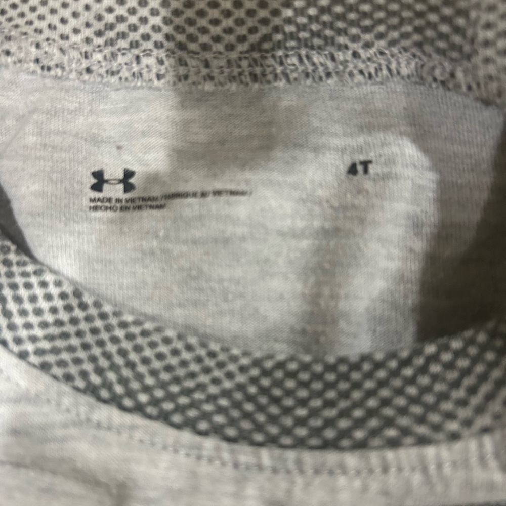 Under Armour Kids Gray and Black Long Sleeve Tee - Picture 2 of 3
